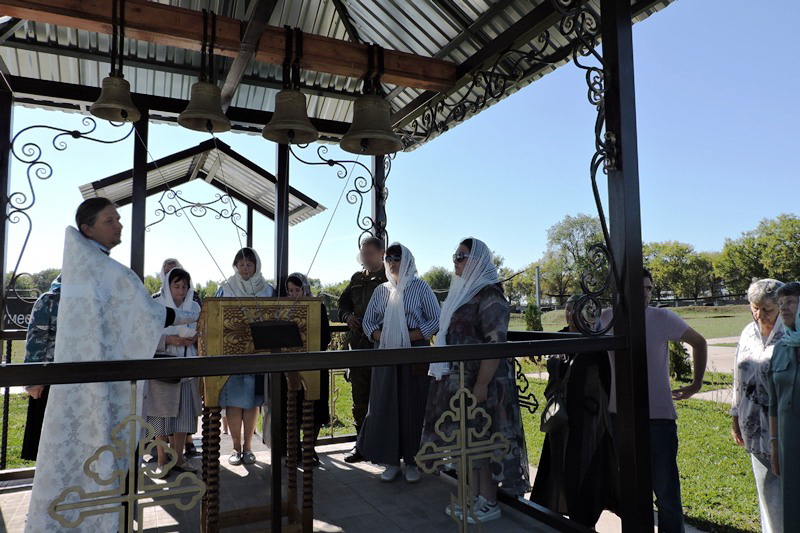 В часовне парка «Патриот» г. Острогожска помолились о российских военнослужащих