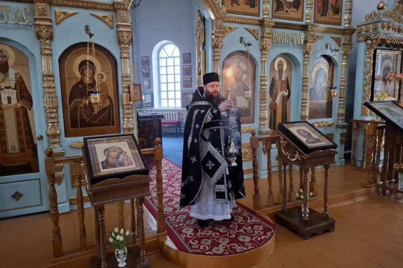 Литургия Преждеосвященных Даров в Казанском храме поселка Каменка