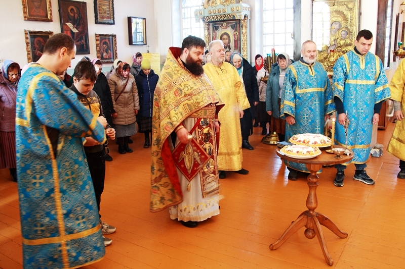 В Каменском благочинии прошла панихида по иеродиакону Илиодору (Гайриянцу) в пятую годовщину со дня кончины