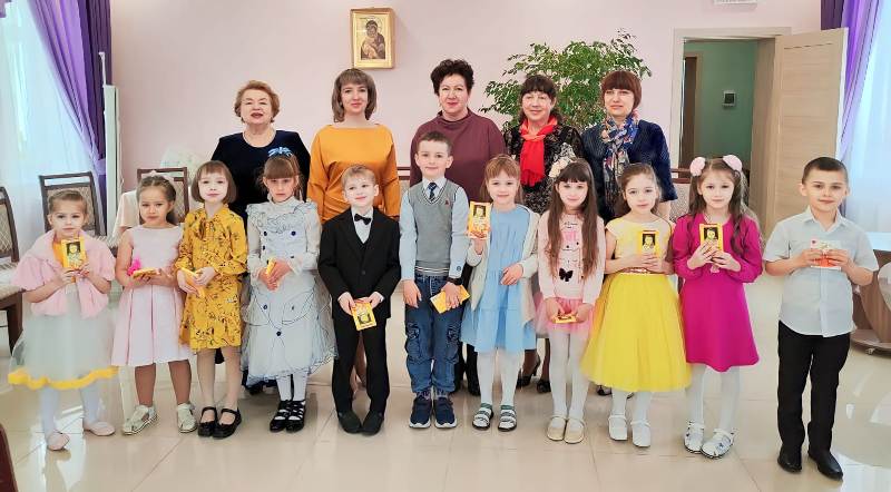 В Духовно-просветительском центре во имя свт. Тихона Задонского прошёл праздничный Пасхальный утренник