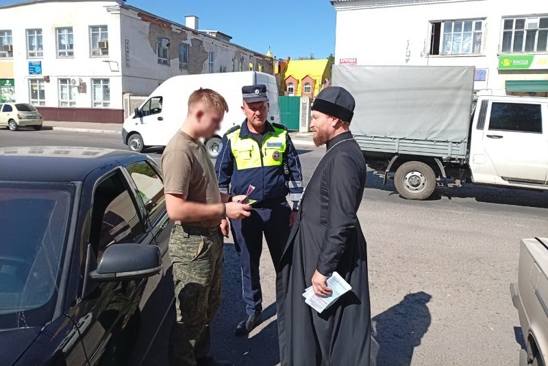 В День трезвости в городе Богучар провели акцию «Трезвый водитель»