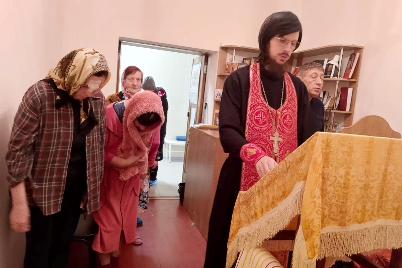 Клирик Острогожского благочиния совершил молебен в БУЗ ВО «Острогожская районная больница»