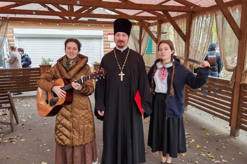  В парке «Юбилейном» г. Россошь прошло мероприятие, организованное представителями Русской общины