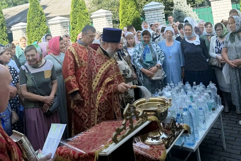 В храме Преображения Господня города Острогожска состоялись торжества по случаю престольного праздника одного из пределов храма