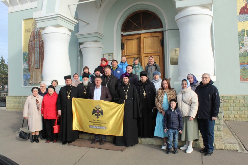 В Острогожске состоялся показ фильма «Оборона Севастополя»