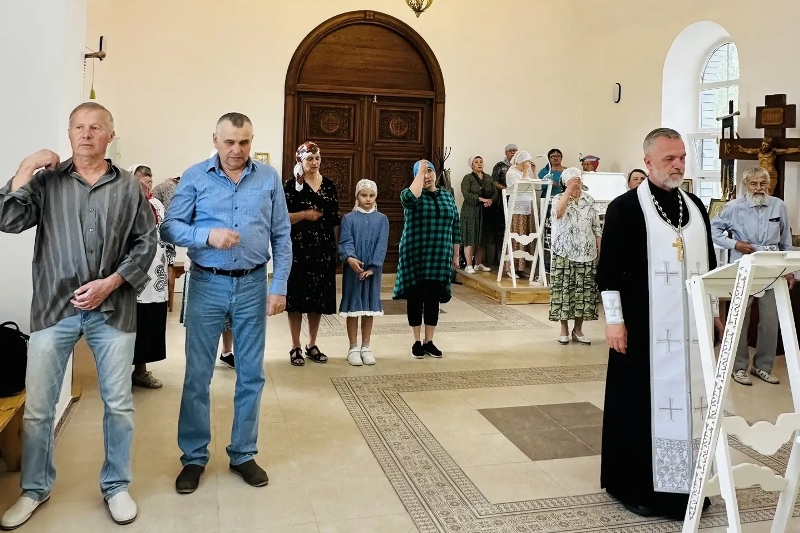 На приходах сел Новая и Старая Калитва проведены встречи с родственниками военнослужащих