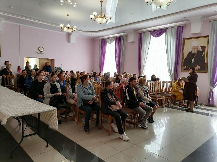 В Воскресной школе Ильинского кафедрального собора состоялся педагогический совет и традиционные встречи с родителями