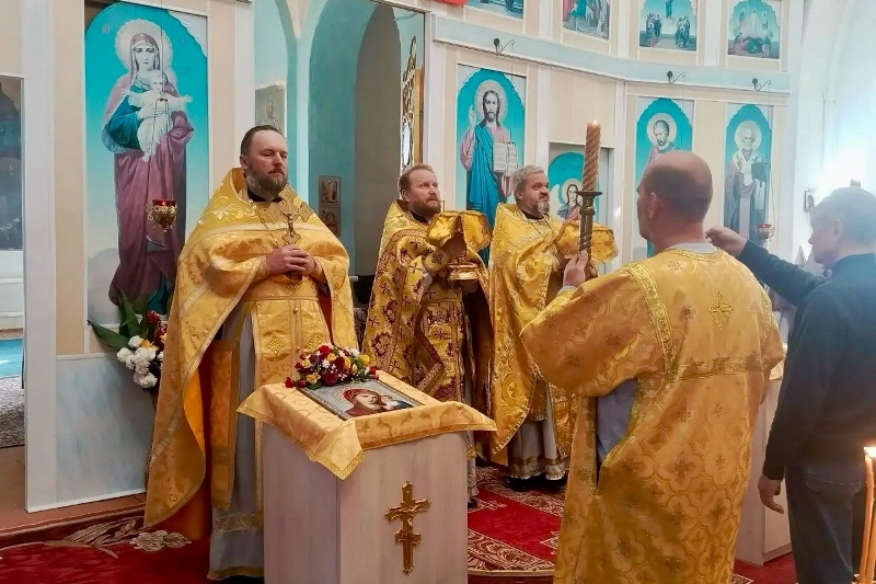 Престольный праздник в храме апостола и евангелиста Луки села Приречное