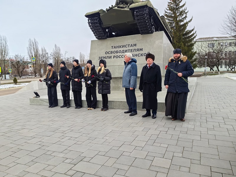 В г. Россоши и р.п. Ольховатка прошли митинги, посвященные 82-й годовщине освобождения от немецких захватчиков