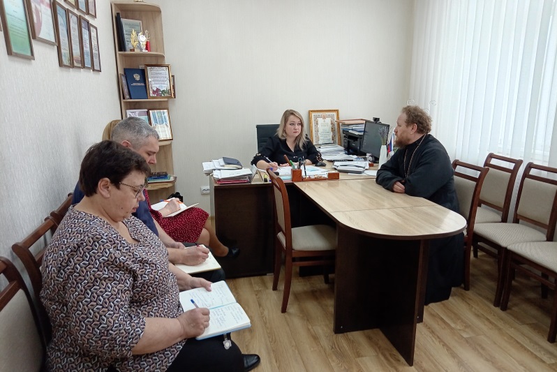 Руководитель отдела культуры Россошанской епархии обсудил с представителями Богучарского района совместные культурные проекты