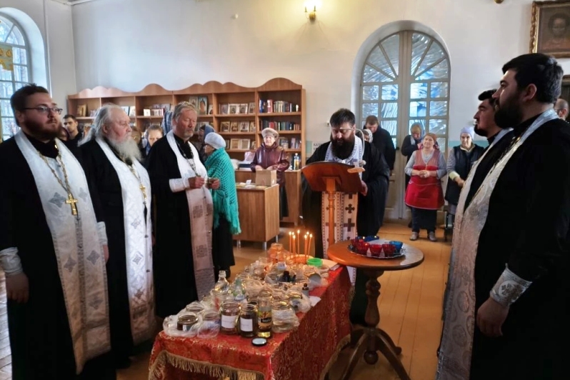 Таинство Соборования духовенства Каменского благочиния