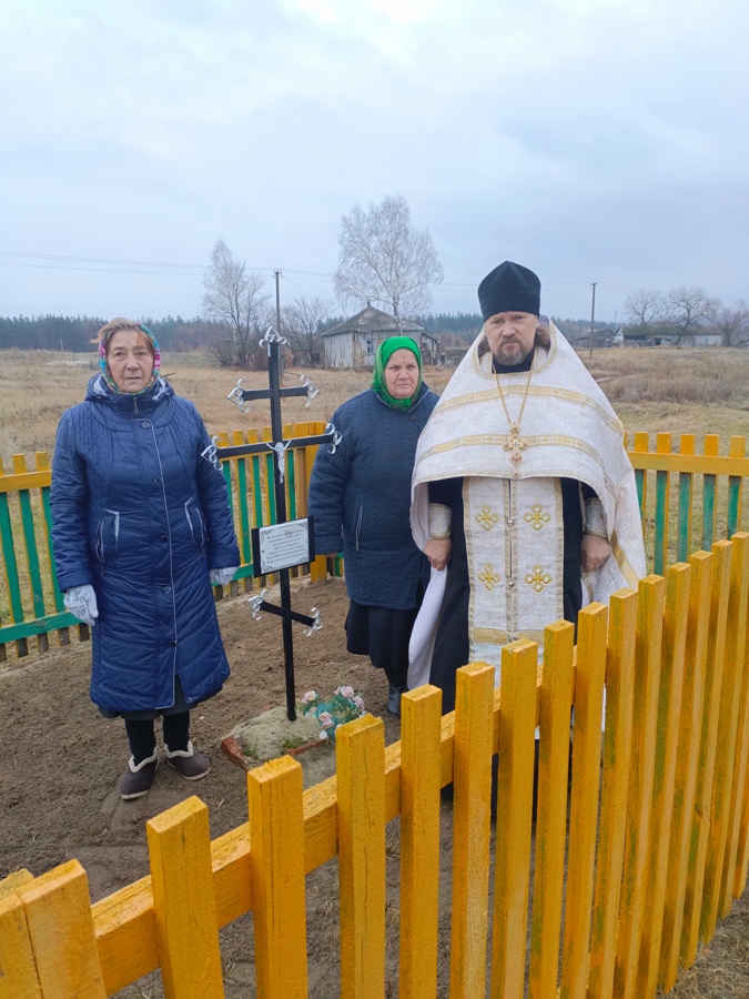  Молебен Архангелу Михаилу на месте разрушенного храма 