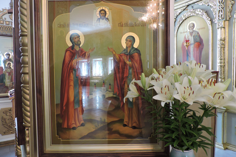 День семьи, любви и верности в Сретенском храме Острогожска