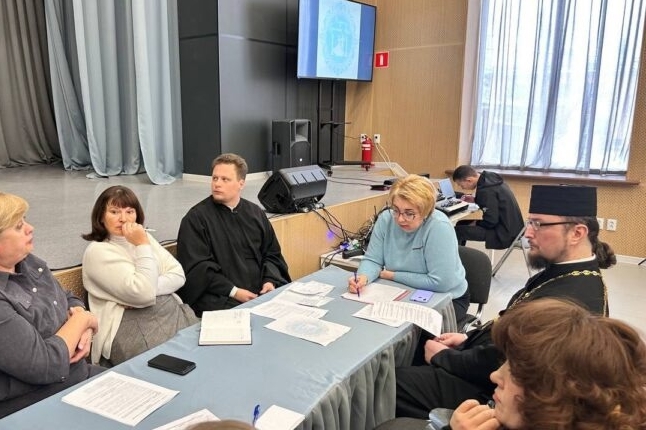 В Острогожске состоялась встреча по организации епархиального Сретенского бала на 2026 год