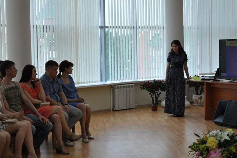 1 июня в отеле ЗАГС Россошанского района прошёл семинар, посвящённый Дню защиты детей