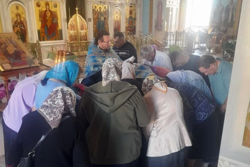 В храме Успения Пресвятой Богородицы города Калача состоялся молебен о здравии воинов‑участников специальной военной операции
