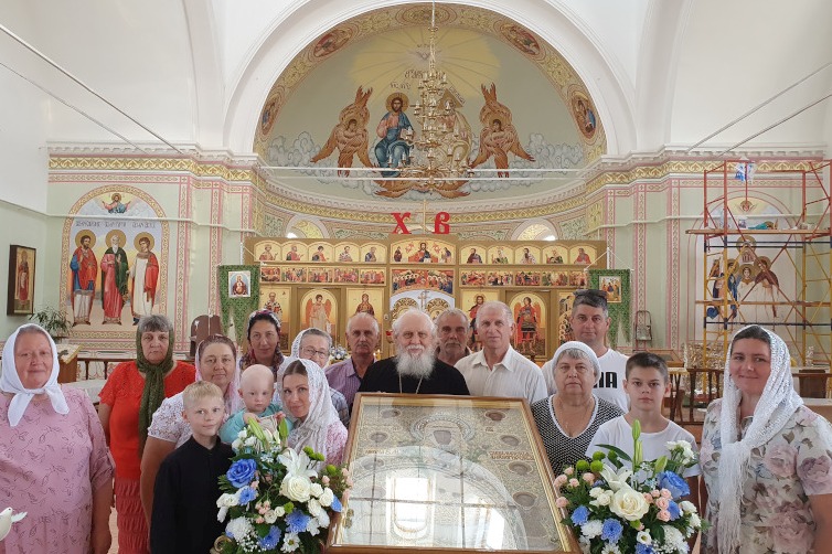  Дивногорская икона Божией Матери прибыла в храм Святого-Духа села Петренково