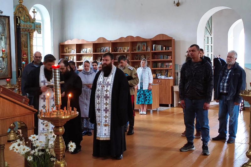 В Казанском храме Каменки совершен акафист перед чудотворным образом Божией Матери «Спорительница хлебов»