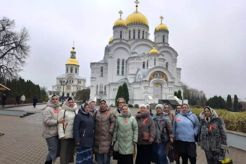 Паломников из Богучарского благочиния посетила святые места Нижегородской области  Паломников из Богучарского благочиния посетила святые места Нижегородской области