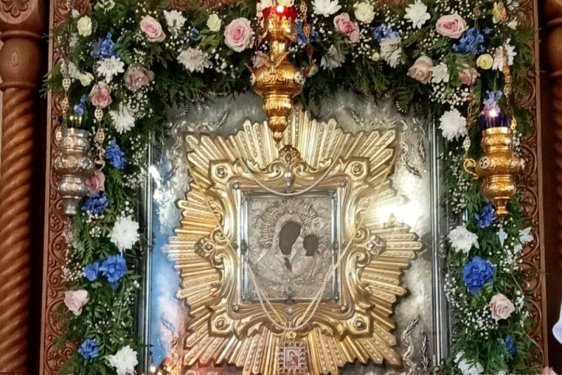 По благословению правящего архиерея в Россошанскую епархию будет принесена икона Божией Матери именуемая «Казанская-Витебская»