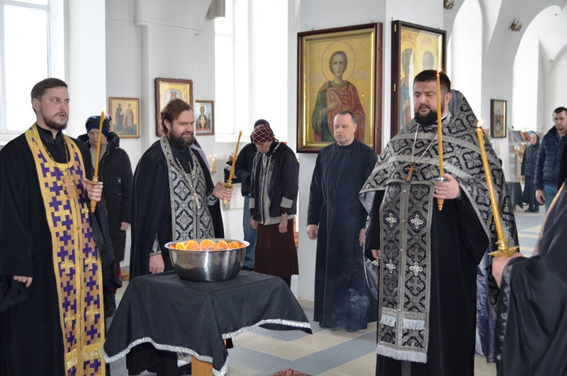 В Казанском храме города Павловска состоялась панихида по погибшим в специальной военной операции