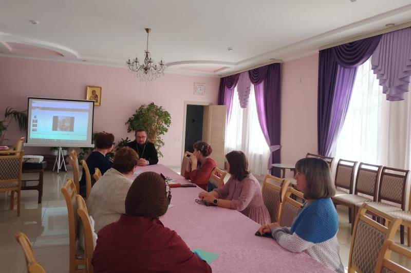 В Духовно-просветительском центре города Острогожска прошел педсовет преподавателей центра