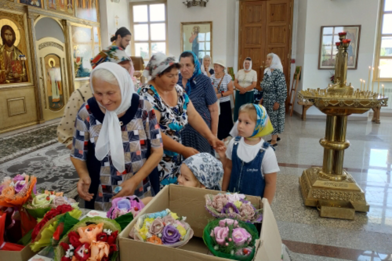 Праздник семьи, любви и верности в Богоявленском  храме села Сухой Донец