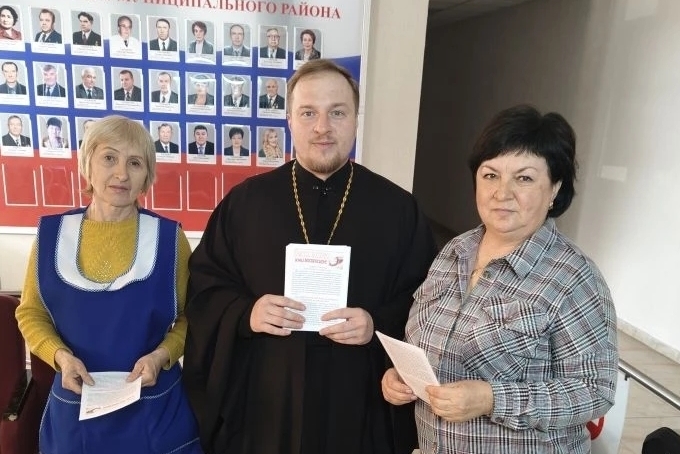 В поселке городского типа Ольховатка состоялась Пасхальная миссионерская акция