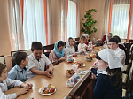 Воспитанники воскресной школы имени Серафима (Соболева), архиепископа Богучарского города Богучар отметили Пасху Христову