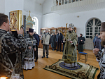 В среду второй седмицы Великого поста епископ Дионисий совершил Литургию Преждеосвященных Даров и диаконскую хиротонию в Казанском храме поселка Каменка
