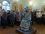 Епископ Дионисий совершил Божественную литургию в Свято-Введенском храме поселка городского типа Ольховатка