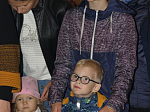 В Казанском храме настоятеля поздравили с двенадцатилетием диаконской хиротонии и провели благотворительную акцию