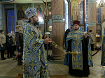 В канун праздника Сретения Господня Архипастырь совершил всенощное бдение в Свято-Ильинском кафедральном соборе города Россоши