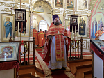 Епископ Россошанский и Острогожский Дионисий возглавил Божественную литургию в храме Архистратига Божия Михаила города Острогожска