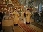 Митрополит Воронежский и Лискинский Леонтий возглавил служение всенощного бдения с акафистом у мощей святителя Митрофана, первого епископа Воронежского