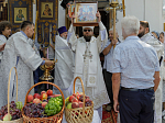 В праздник Преображения Господня Правящий Архиерей совершил Божественную литургию в храме Преображения Господня города Острогожска