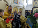 Епископ Россошанский и Острогожский Дионисий возглавил воскресное богослужение в Спасском Костомаровском женском монастыре