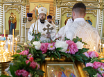 Правящий Архиерей возглавил торжественное богослужение в Свято-Троицком храме села Лозовое Верхнемамонского района