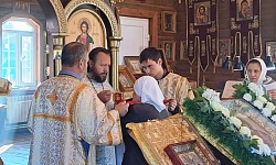 Жители Воробьевского сельского поселения молитвенно отметили престольный праздник храма Архистратига Божия Михаила