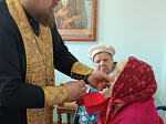 Духовная поддержка в преддверии Пасхи: иерей Андрей Рыбак причастил постояльцев пансионата в Коротояке