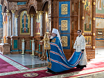 Глава Воронежской митрополии с собором духовенства совершил Божественную литургию в Благовещенском кафедральном соборе