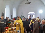 В храме Рождества Пресвятой Богородицы села Никольское-1 соборным богослужением отметили двадцатилетие Великого освящения храма