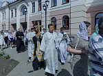 В день престольного праздника Архипастырь совершил Божественную литургию в храме Всемилостивого Спаса города Россошь
