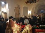 Преосвященнейший епископ Дионисий совершил Божественную литургию в Костомаровском монастыре