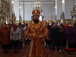 Преосвященнейший епископ Дионисий совершил Литургию в Петропавловском храме села Репьевка