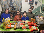 В Россоши прошла благотворительная акция «Корзина доброты»