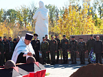 Участие благочинного в церемонии перезахоронения советских солдат, погибших при освобождении богучарской земли 1942 году
