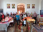 Накануне праздника Светлой Пасхи во всех храмах благочиния освящалась Пасхальная снедь