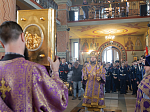 Преосвященнейший епископ Дионисий совершил Божественную литургию в Ильинском кафедральном соборе г. Россошь