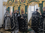 В Великий понедельник епископ Дионисий совершил литургию Преждеосвященных Даров в храме преподобного Сергия, игумена Радонежского, п.г.т. Подгоренский